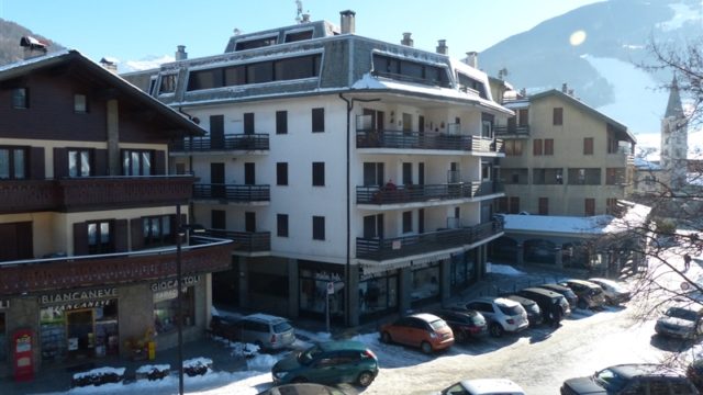 bar-nuovo-secondo-piano-con-balcone-29